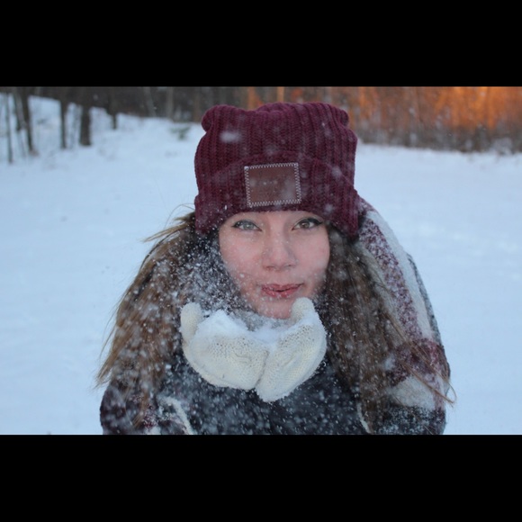 Meet your Posher, Ashley - Picture 2 of 3